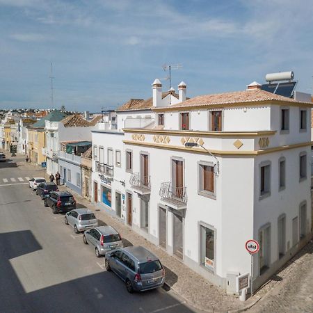 Apartamento 1º De Maio 塔维拉 外观 照片